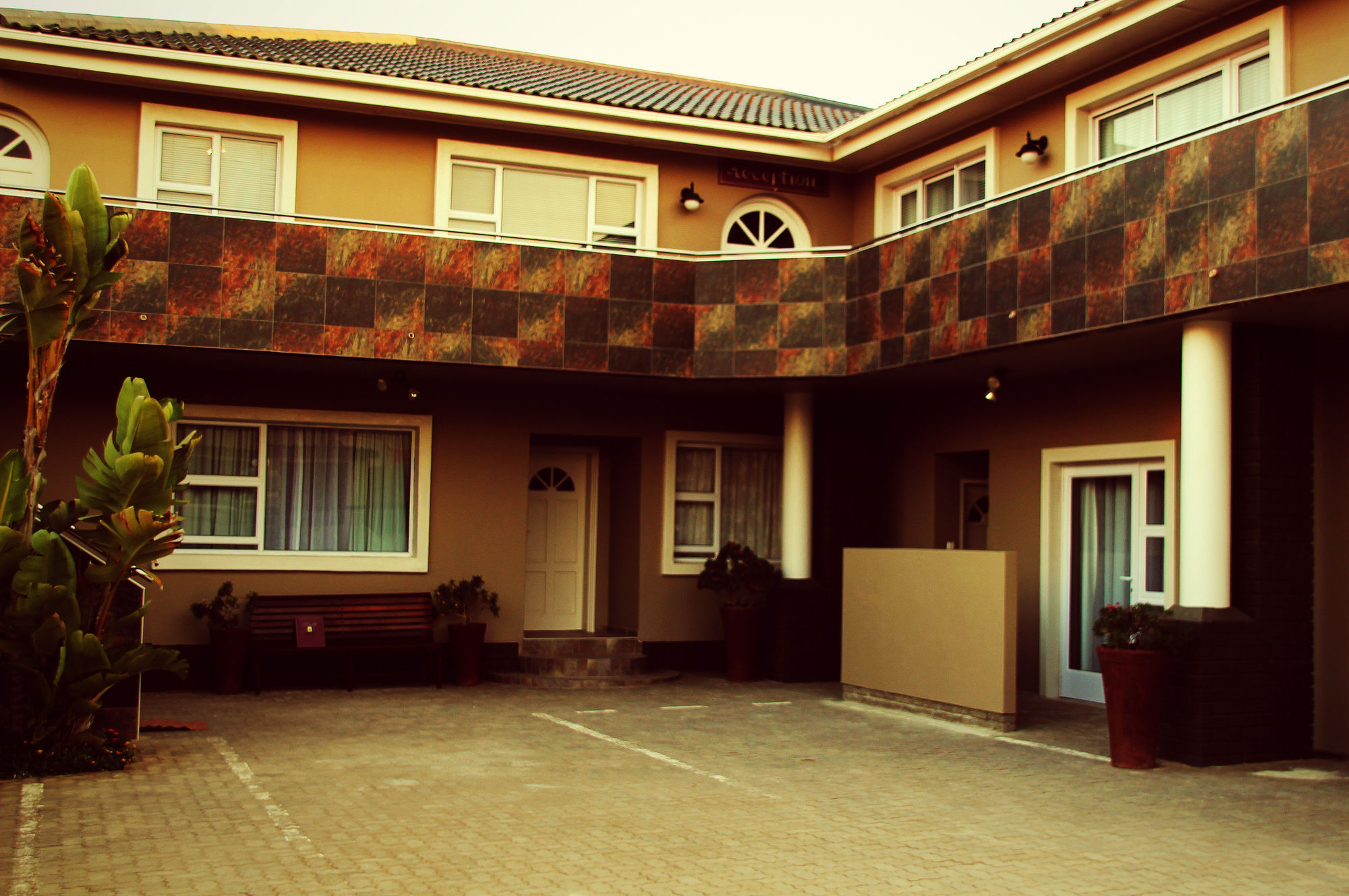 Sea Breeze Guesthouse Swakopmund Exterior photo