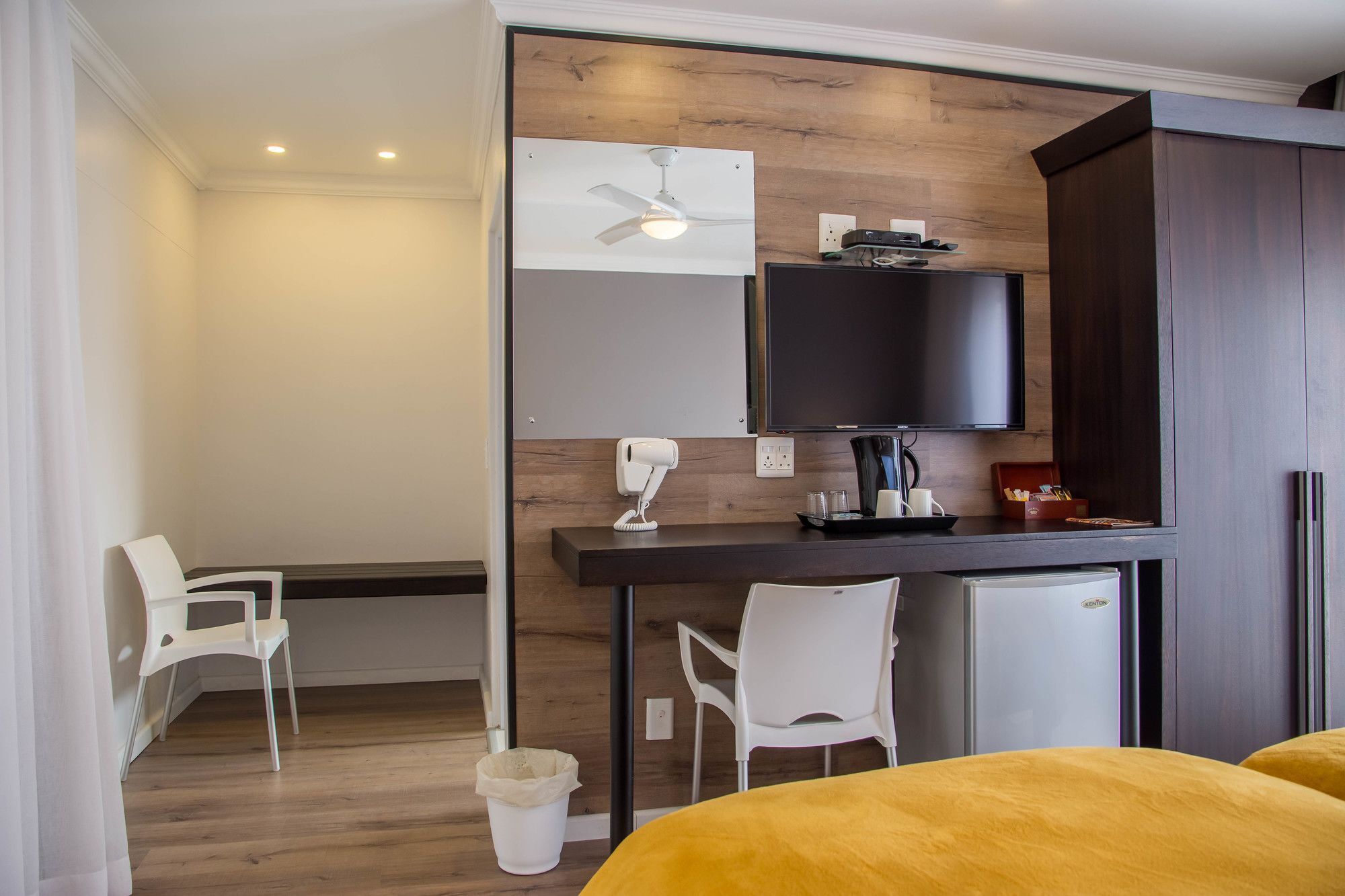Sea Breeze Guesthouse Swakopmund Exterior photo